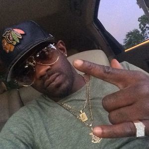 Meet your Posher, Jonathan